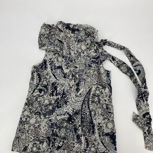 Banana Republic 100% Silk Paisly Print Sleeveless Blouse - Size small